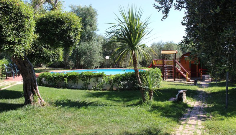 area giochi del villaggio uliveto